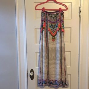 Beautiful long skirt with side slits